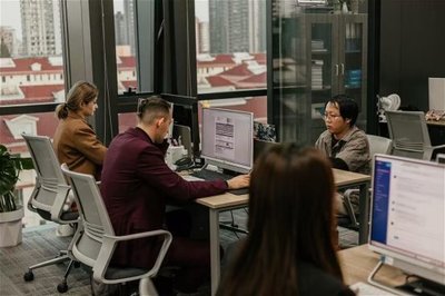 上海彼喜商貿(mào) 以專業(yè)道路貨運(yùn)，架設(shè)中俄產(chǎn)業(yè)合作堅(jiān)實(shí)橋梁